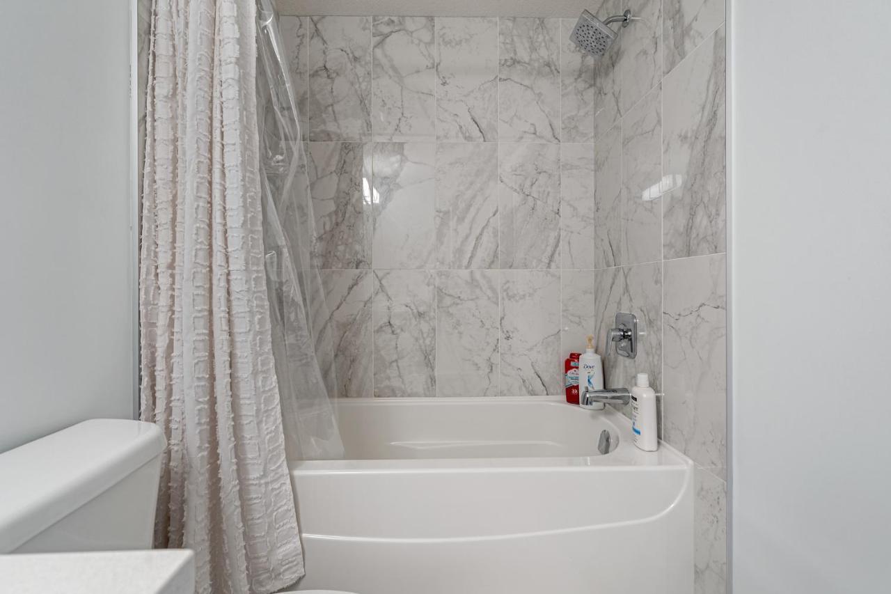 Luxury Spacious Private House Near City Centre Calgary Zewnętrze zdjęcie